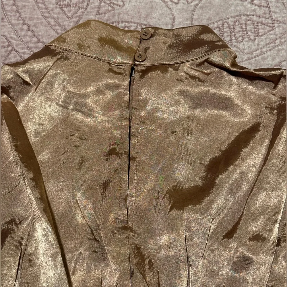 Elegant Metallic Long Sleeve Dress - Picture 15 of 15